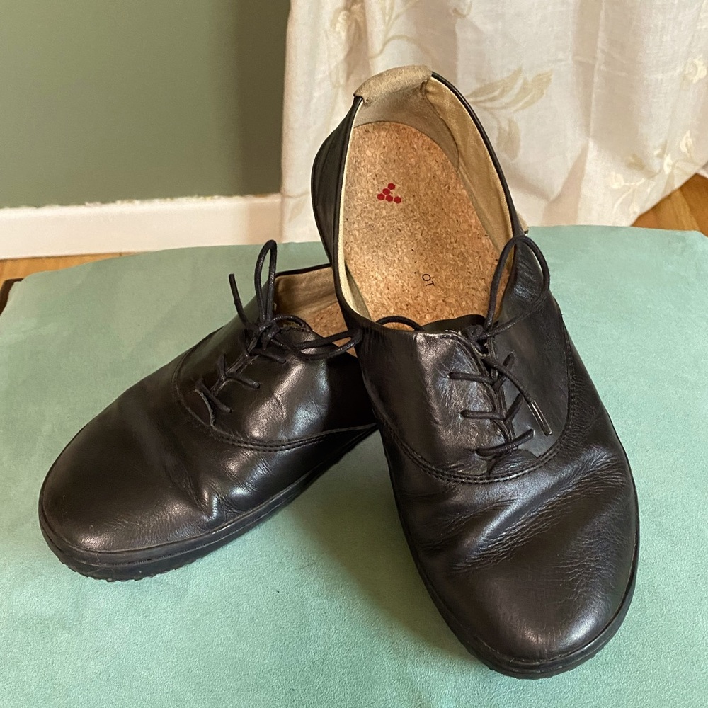 Vivo barefoot sneakers -sz 41